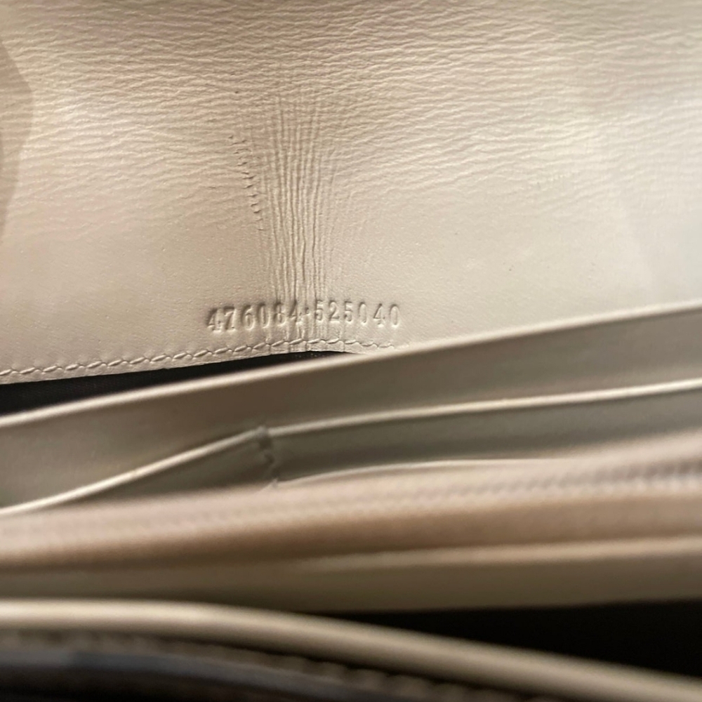 Host Pick! Customized Authentic Gucci Wallet - Picture 4 of 11